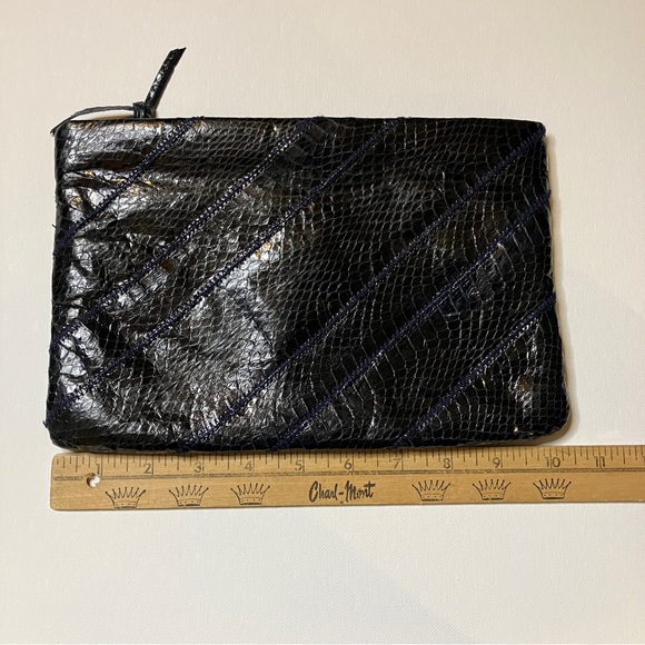 Vintage 80s 90s Navy Snakeskin Clutch - Picture 4 of 6